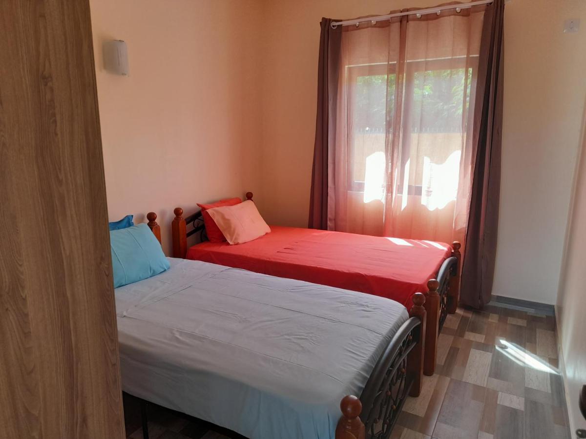 טרו או ביש Villa Paprika מראה חיצוני תמונה